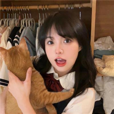 钱信伊:地下酒吧